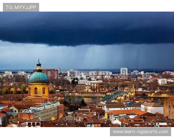 图卢兹俱乐部的历史成就与未来发展展望：从辉煌到挑战的转型之路